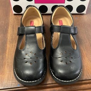 Bakers Girls school shoes sz 2